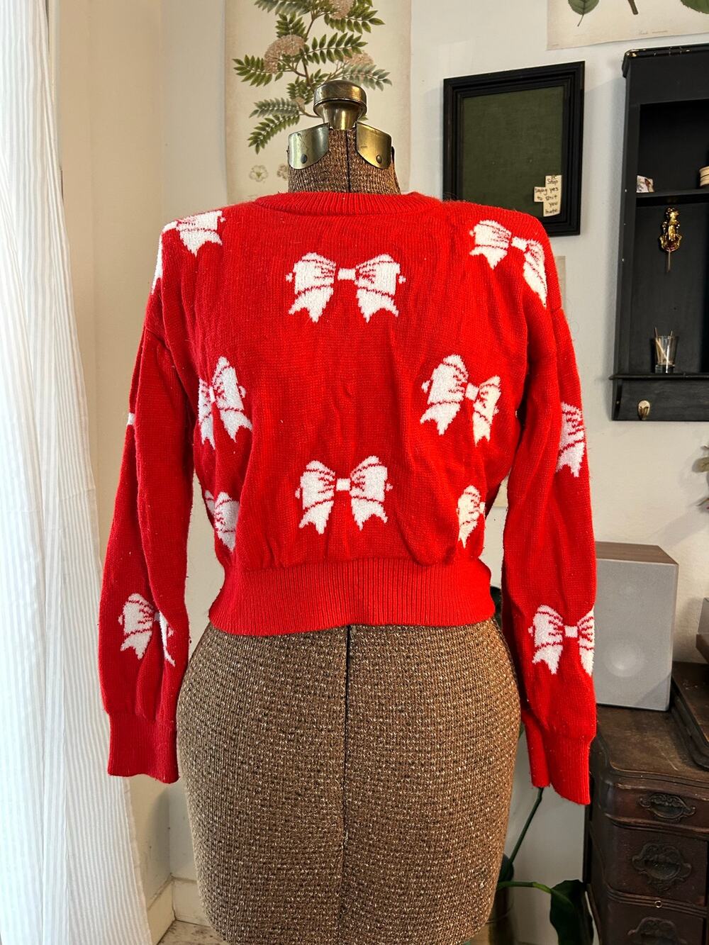 Poof New York Red White Bow Print Christmas Sweater Medium